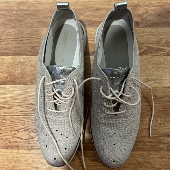 Cole Haan Original Grand Oxfords. Size 10. - Picture 2 of 4
